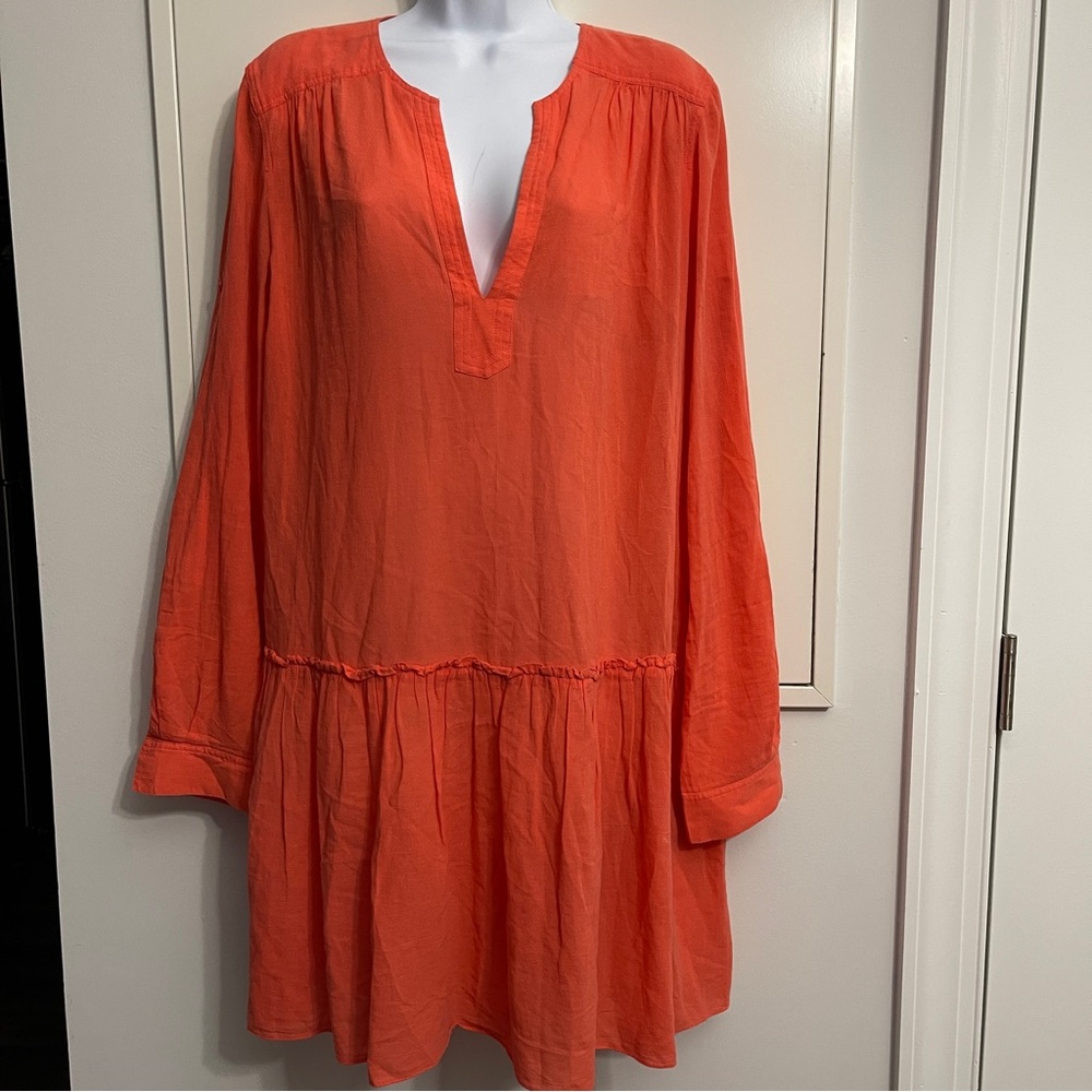 BCBGMAXAZRIA orange tiered mini dress with a V-neck and long sleeves